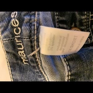 Maurice’s size 14 boot cut jeans